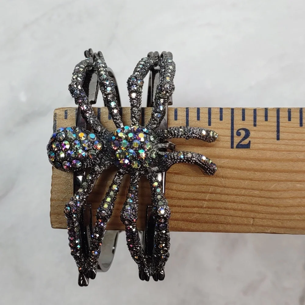 Kirk's Folly Enchanted Aurora Borealis Spider Bracelet - Picture 7 of 10